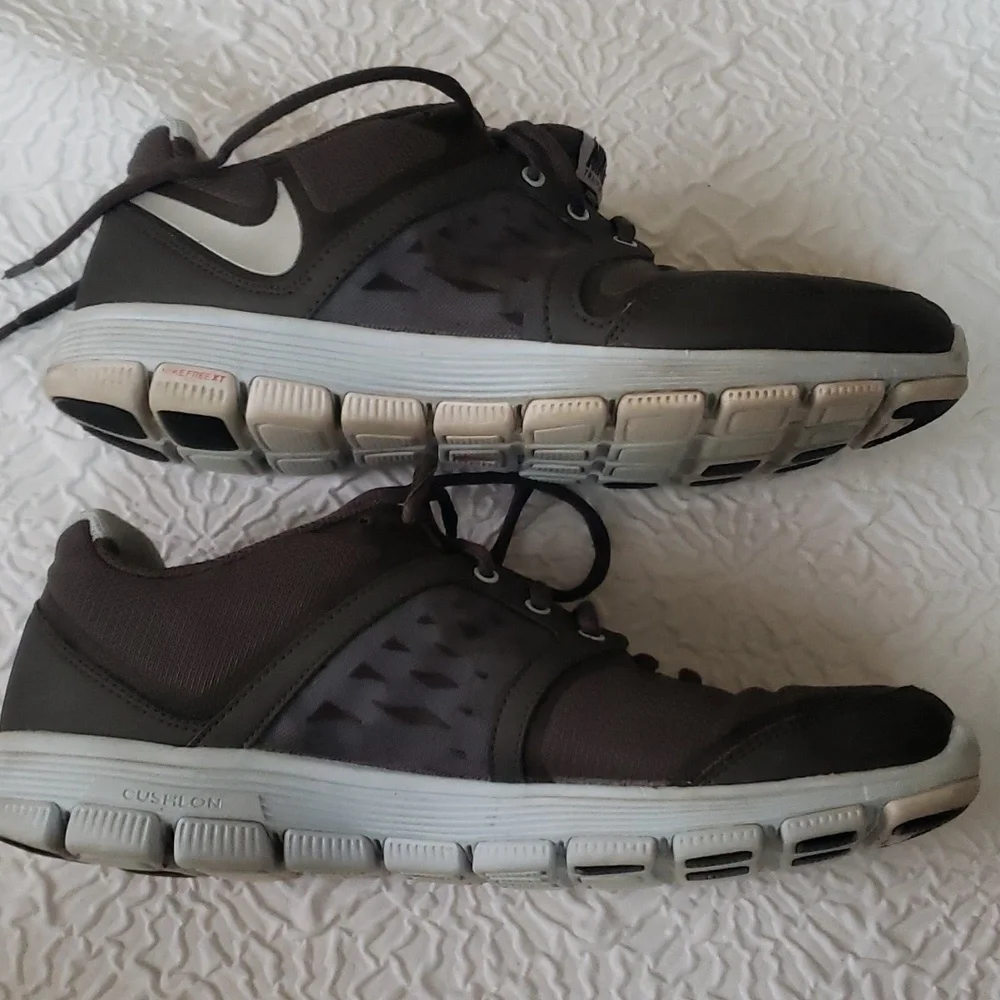 Nike women free